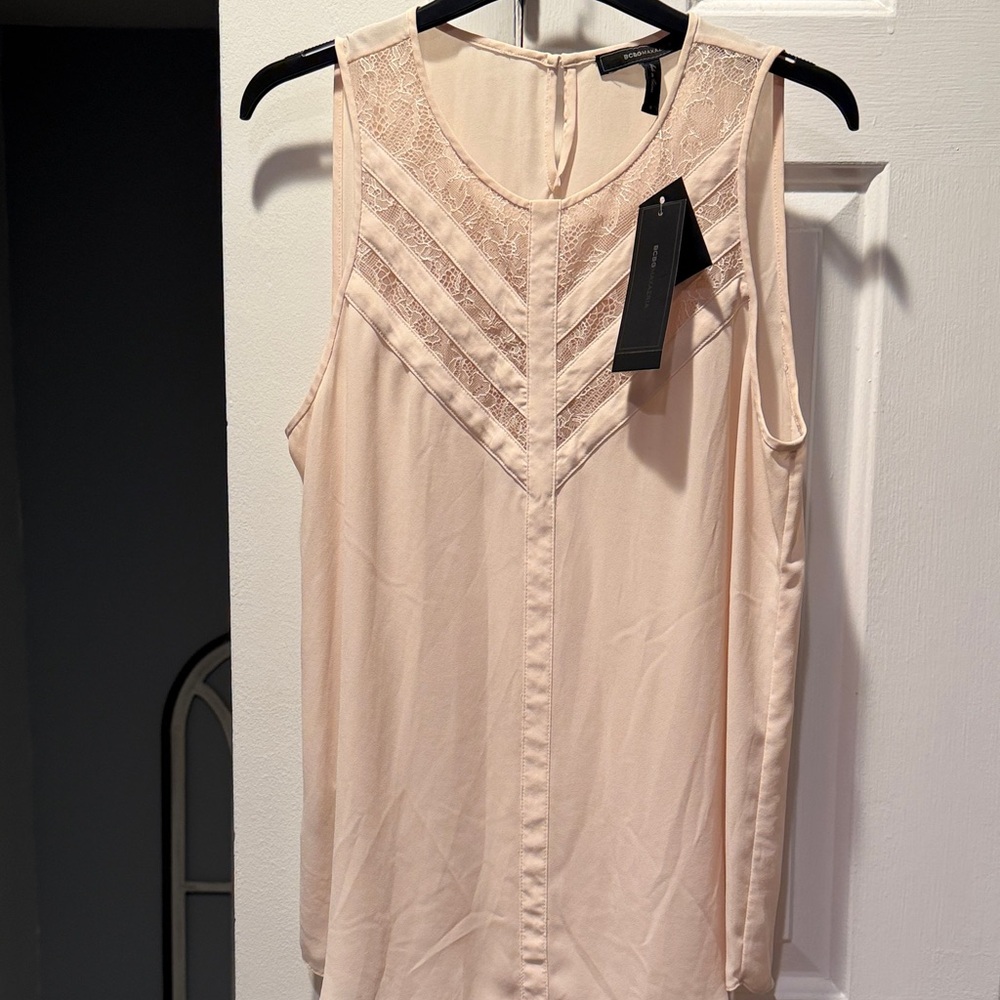 BCBGMaxAzria Pale Blush Lace-Trim Sleeveless Camisole